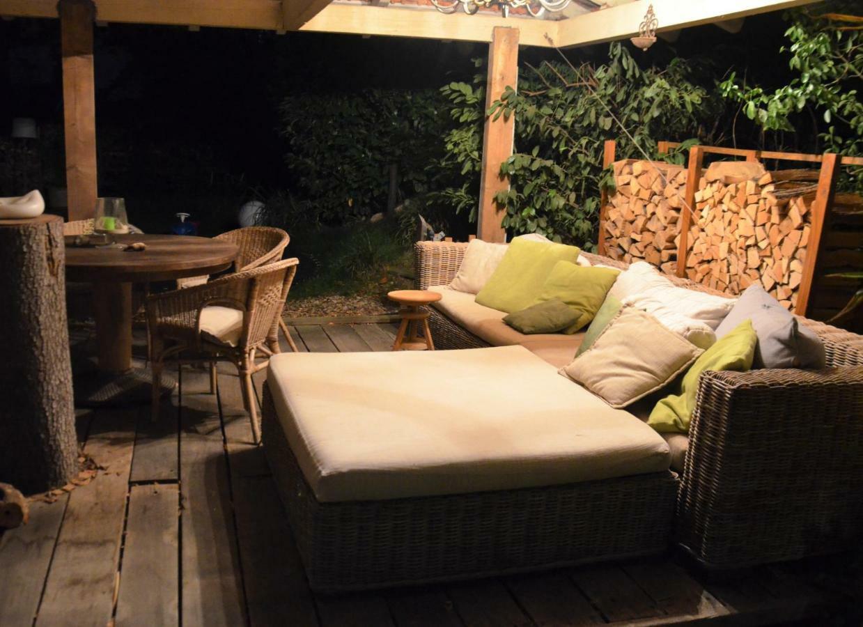 Gaestezimmer Mit Garten In Fischeln Krefeld Luaran gambar