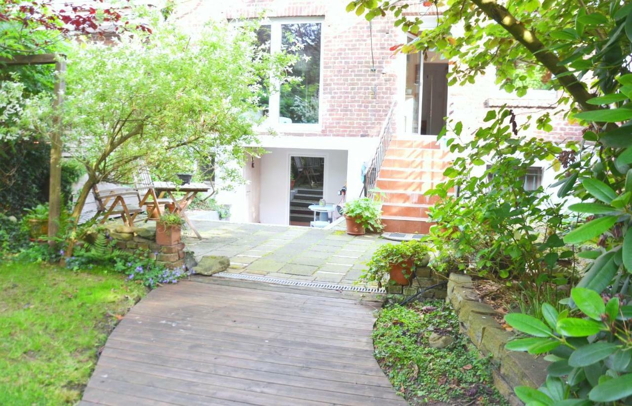 Gaestezimmer Mit Garten In Fischeln Krefeld Luaran gambar